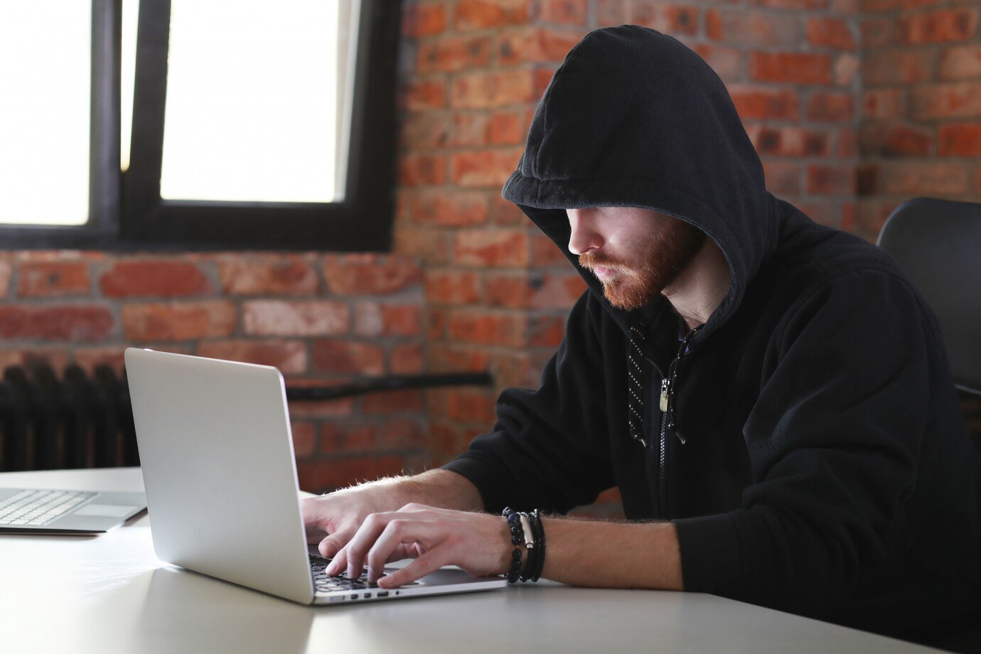 hacker man laptop 144627 25526